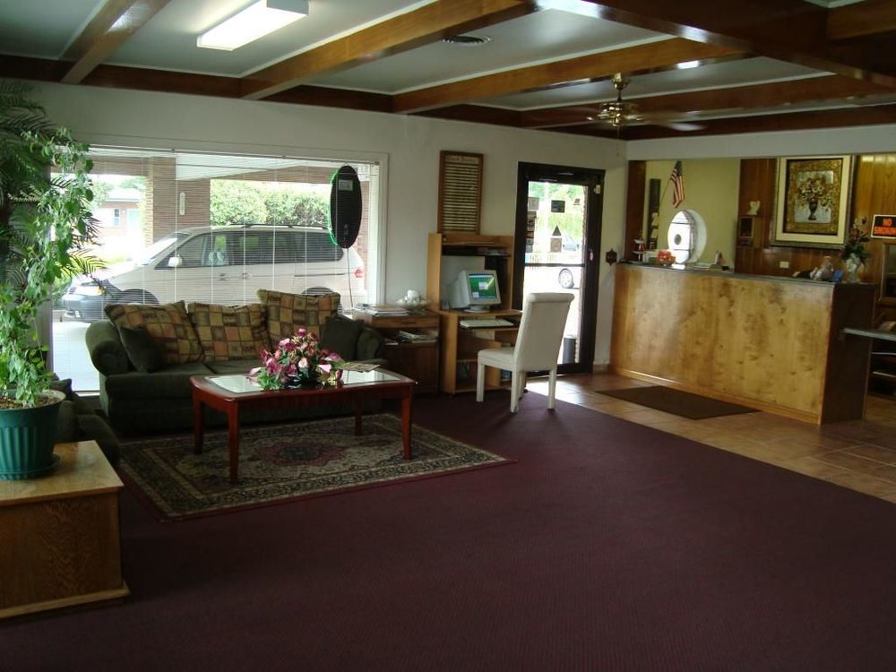 Town House Motel Тупело Интерьер фото